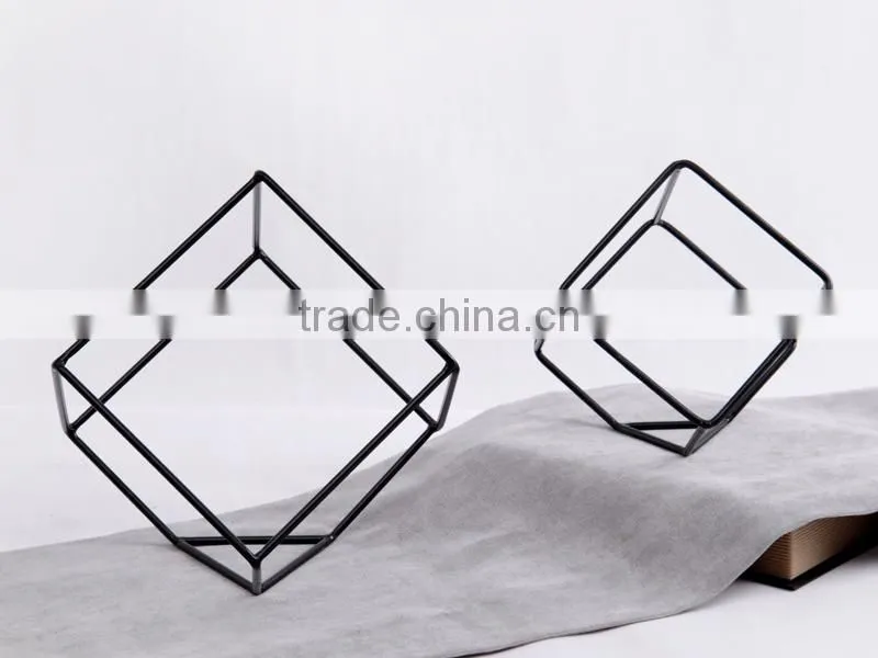 Home Interior Decoration, Party Decoration, ChristmasMetal Dimand Shape Cage
