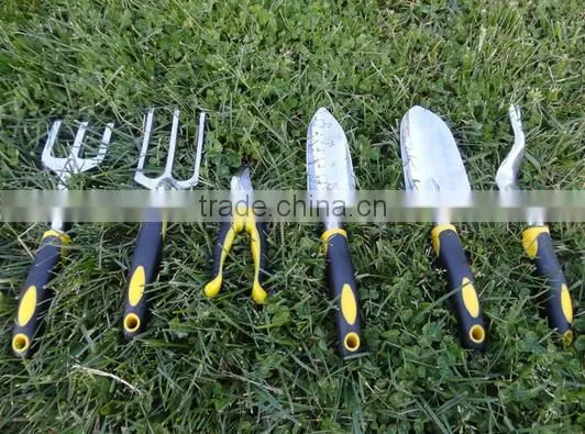 popular Ergonomic handle Practical Garden Shovel/Shovel Head With Measuring/Comfortable Silicone Grip