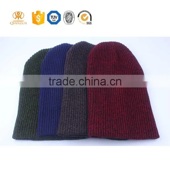 High quality custom knitted beanie with a woven label