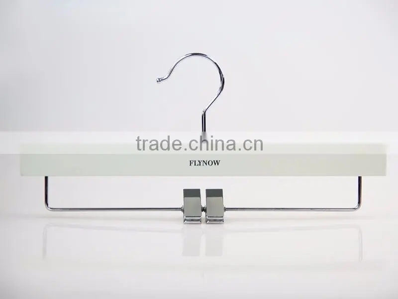 CY-654 custom wholesale luxury wooden clothes hanger wooden pant hanger