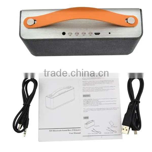 Portable Aluminum Battery Capacity 2200 mah Special Fortified Speaker Bluetooth Speaker With Hand Band