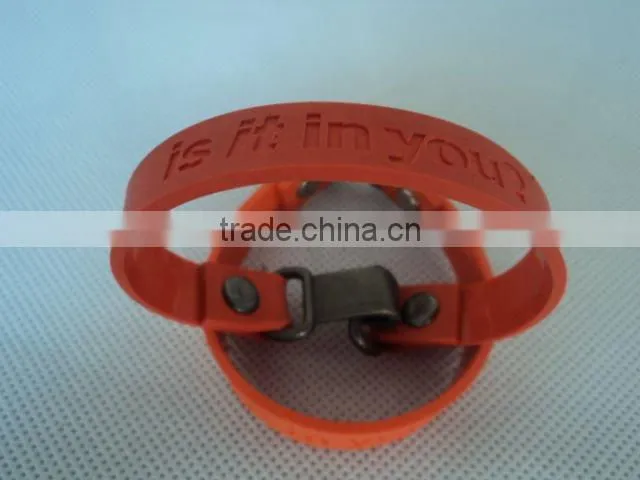 rivet leather bracelet crossing logo bangle PU leather material fashionable products