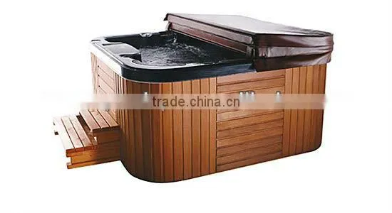 Outdoor spa and outdoor bathtub