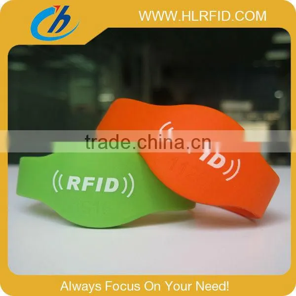 LF TK4100 rfid chip, pvc rfid wristband/bracelet for events