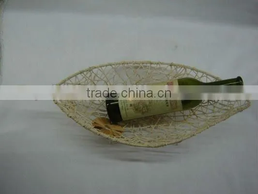 Natural rattan&water hyacinth weaving iron frame fish shaped fruit basket