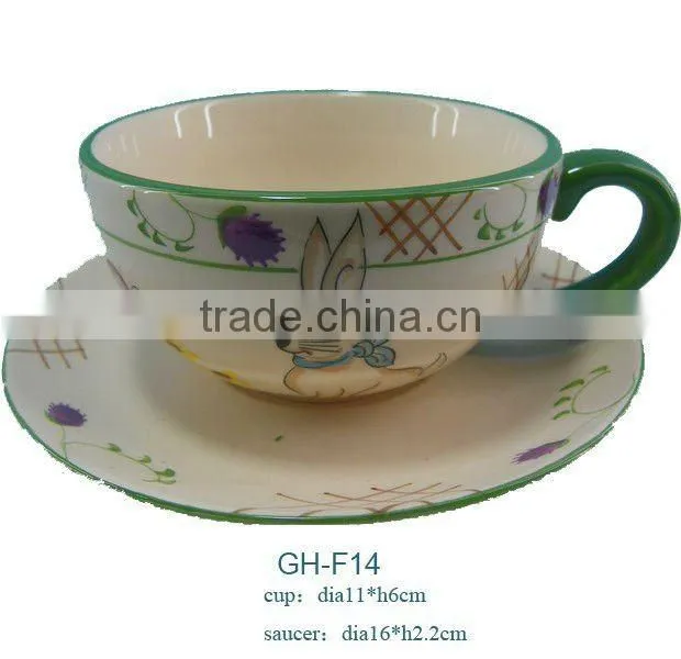 2012 New design ceramic coffee set with saucer