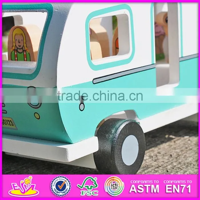 2017 New products kids funny animals and four people wooden toy cars W04A313