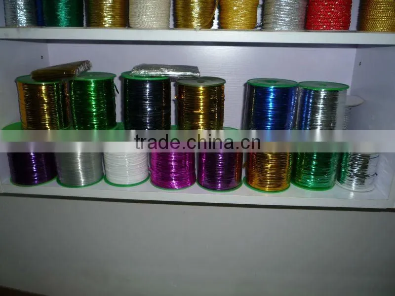 Metal wire twist tie