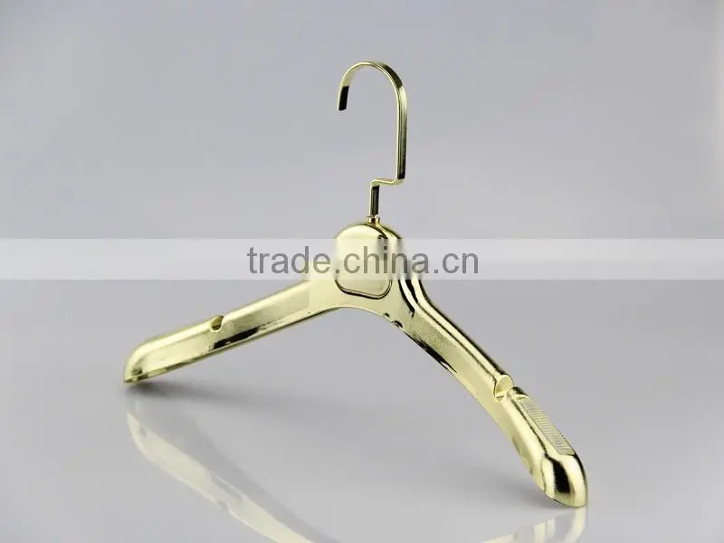 HA7022 deluxe plastic hangers for garment gold plated coat hanger