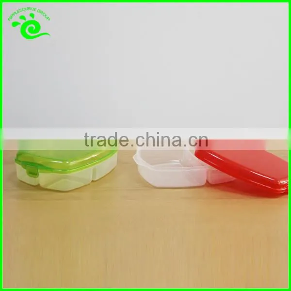 ~ FDA Safe 3-compartment plastic bentolunch box / Food container for kid