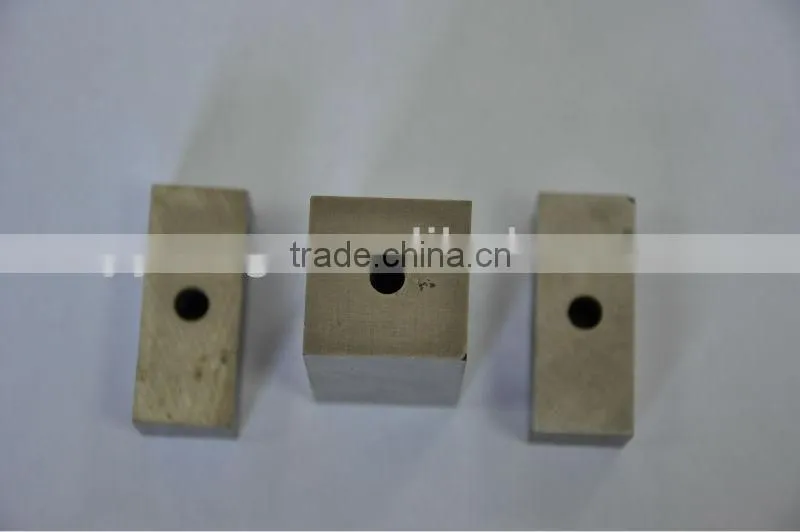 Alnico magnet for magnetic chuck