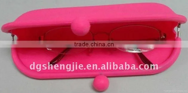 2011 Fashion and portable silicone bag cosmetic bag