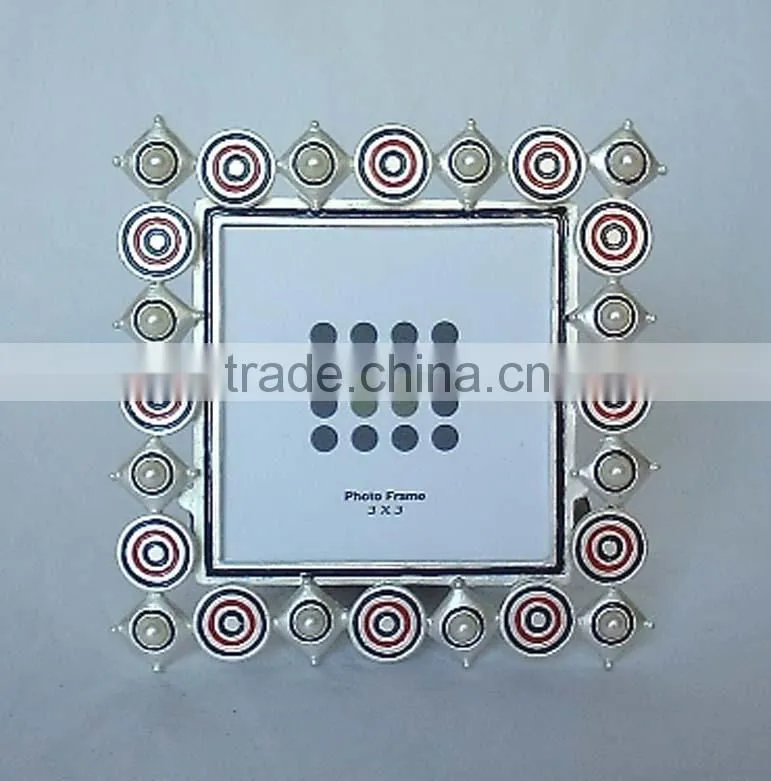 3''*3''lovely squared pearl decorated metal photo frame