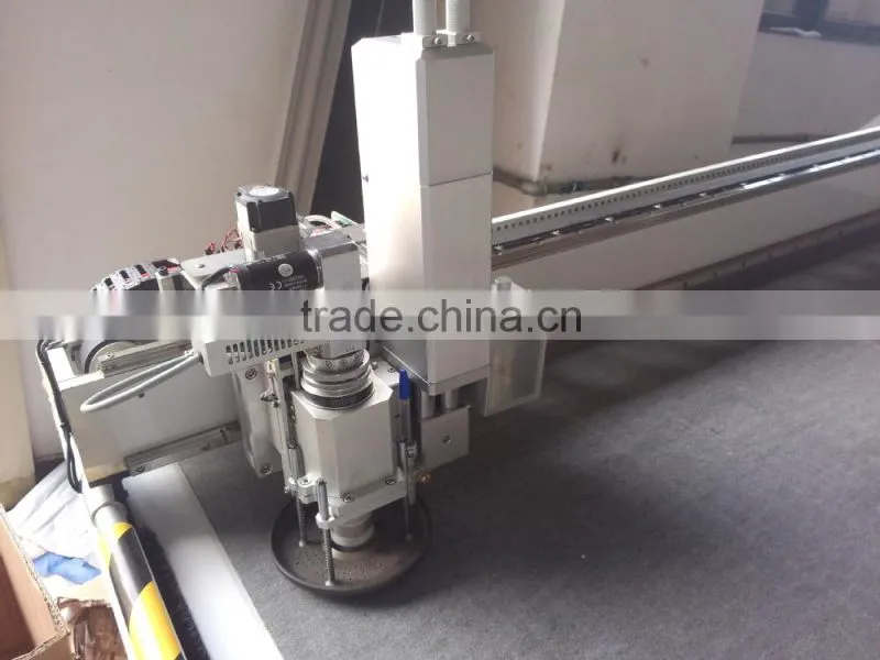 Leather cutting machine