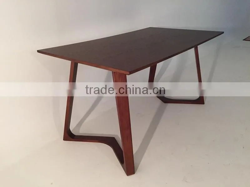 round Solid wood table
