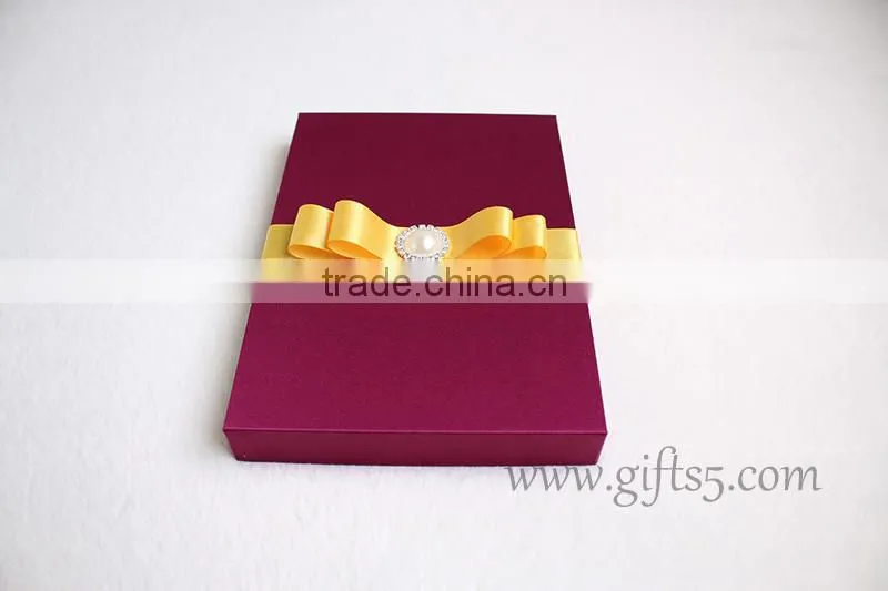 Decorative Wedding Invitation Card box with bowknot