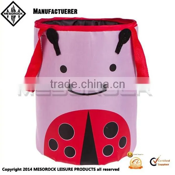 Creative design multifunctional portable auto hanging bag folding cartoon car trash bin