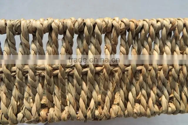 Cheap price handwoven straw bread basket
