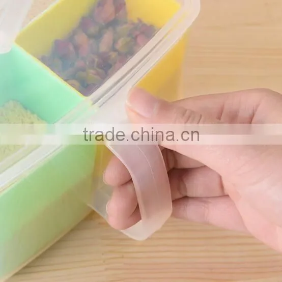 wholesale 4 cases plastic spice bottles wholesale seasoning bottle spice box with spoon