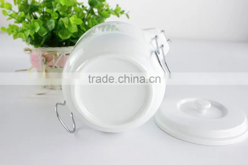 China suppliers wholesale soup tureen, white ceramic stew pot with lid