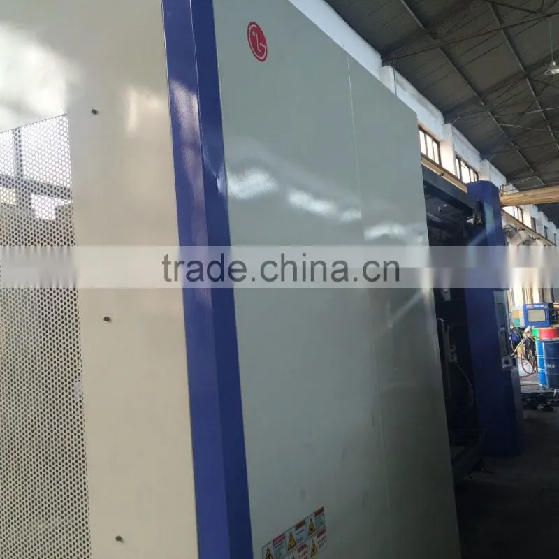 used korean LG injection molding machine 1050T