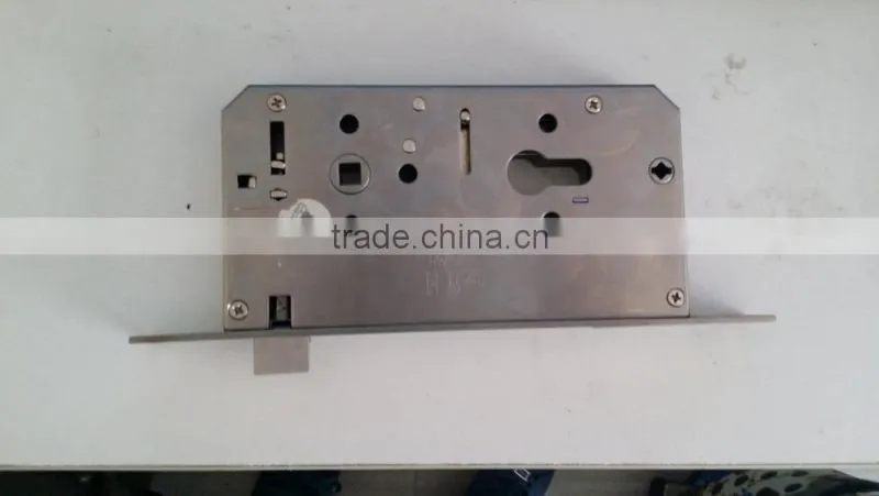 2015 Fingerprint identification combination lock