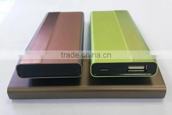2900mAh MFi Mini Power Bank & Smart Phone Charging Station with Li-Polymer cell