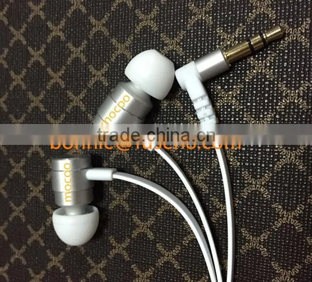 metal earphone in good quality
