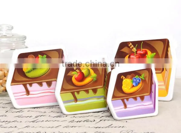 Gift idea cake 4 in 1 nestable cute plastic kids snack box