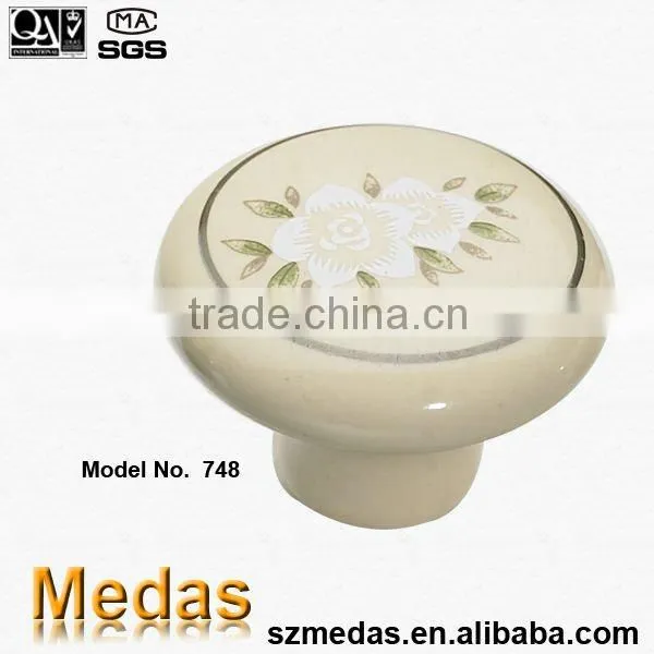 Ceramic knob