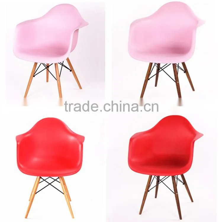 Woodlegs Plastic Dining Arm Chair