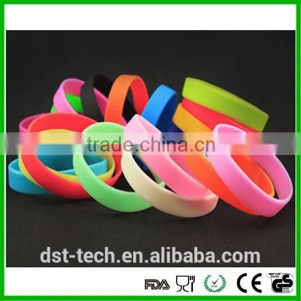 Customized free sample silicone Bracelets & Bangles