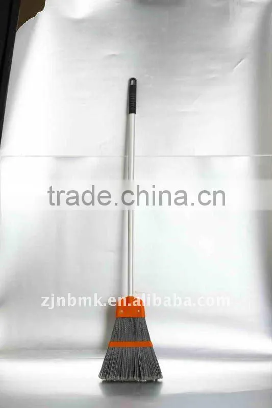 garden cleaning tool