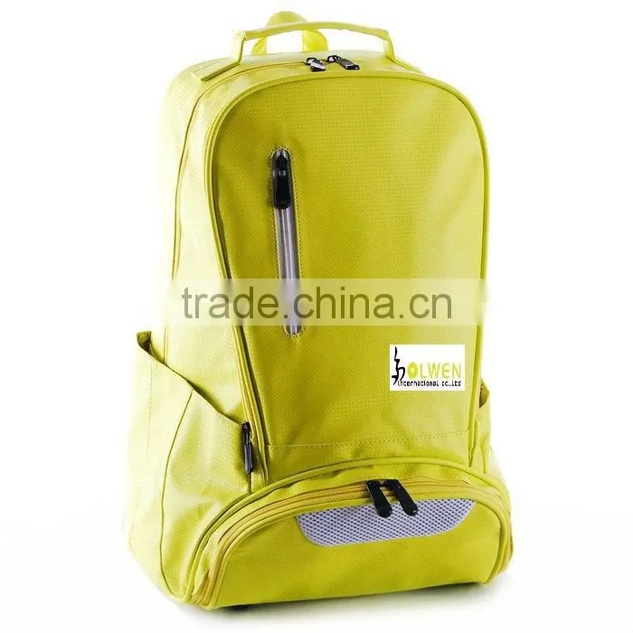 2013 new style leather backpack for athlete with pu