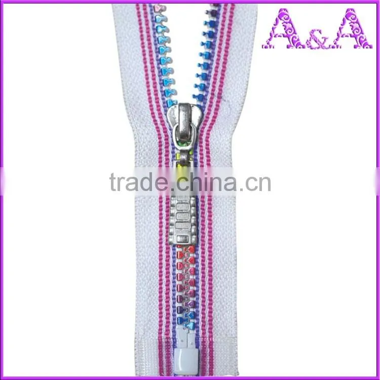 #5 Open end Auto lock colored plastic zipper with paint slider