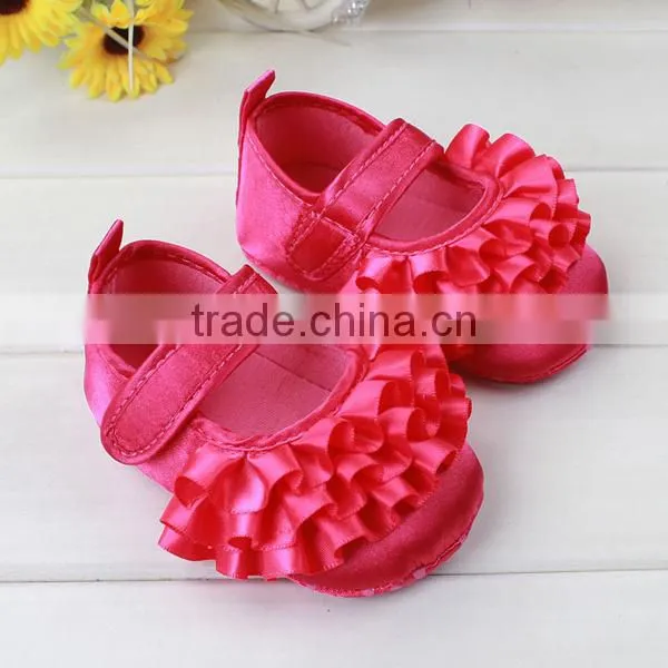 pretty infant baby girl shoes with red flower