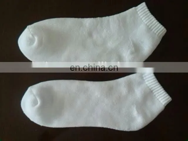 ladies white short socks in winter