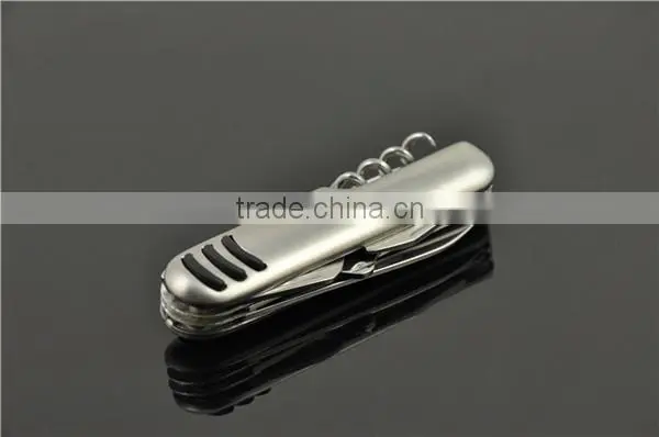 Outdoor Survival Folded hunting knives / Multi Use Folding Pocket Knife