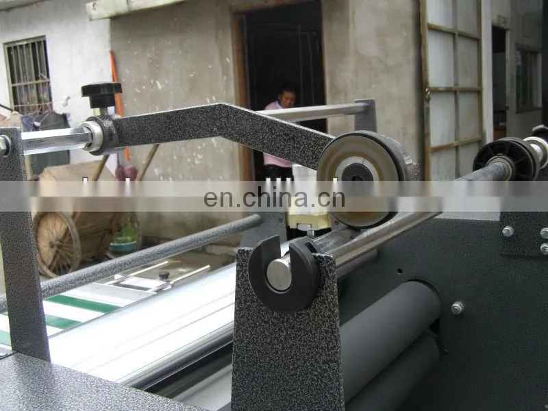 Aluminum composite panel laminating machine