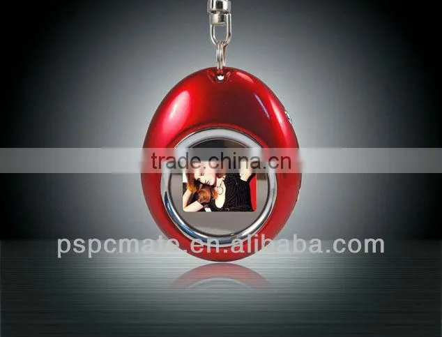 3d 1.1inch mini portable keychain digital photo frame as gift