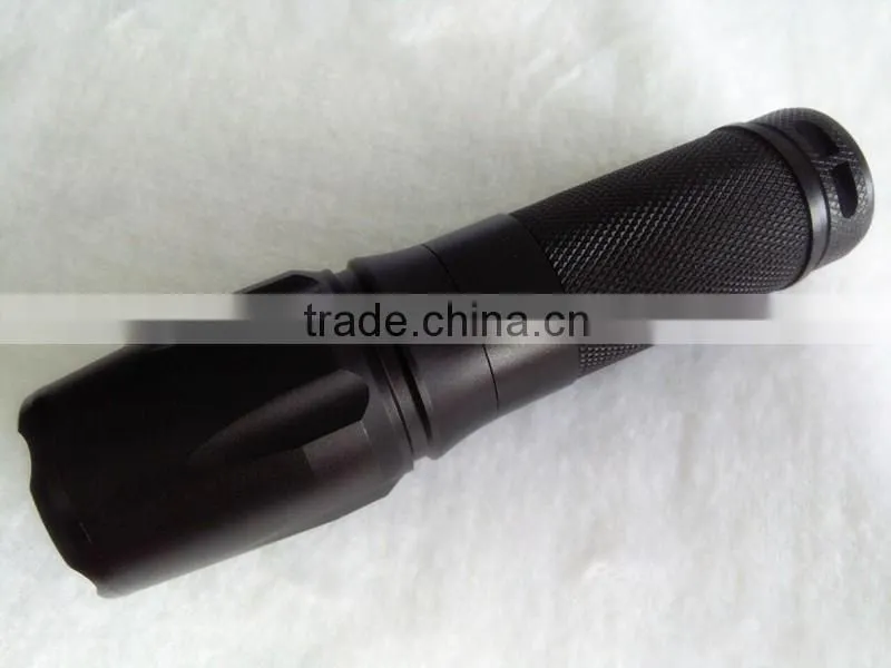 2016 New Invention Zoomable XM-T T6 Mini Led Flashlight with 3*AAA or 26650 Battery