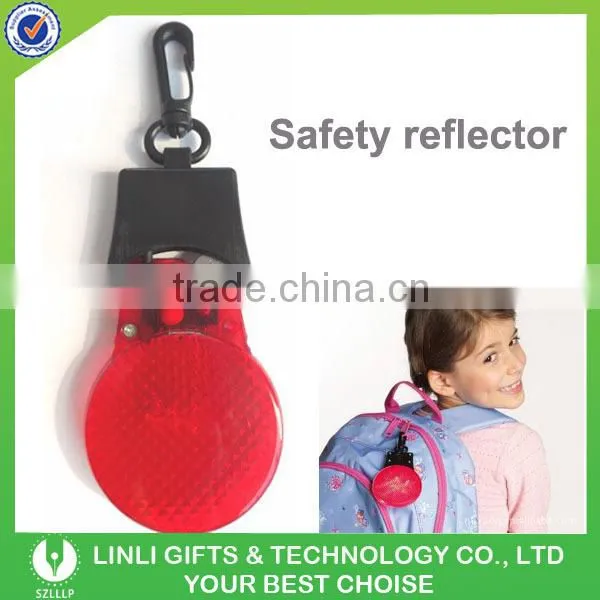 Customized Logo Keychain Reflector Flashing In The Dark