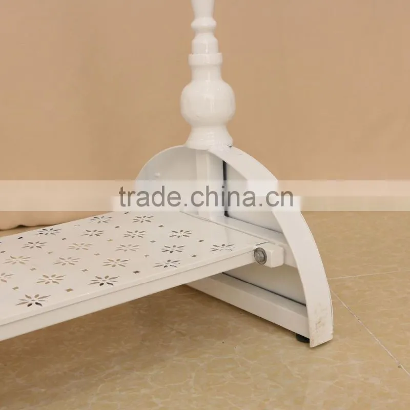 Factory provide directly hot sale metal clothes hanging rack for display