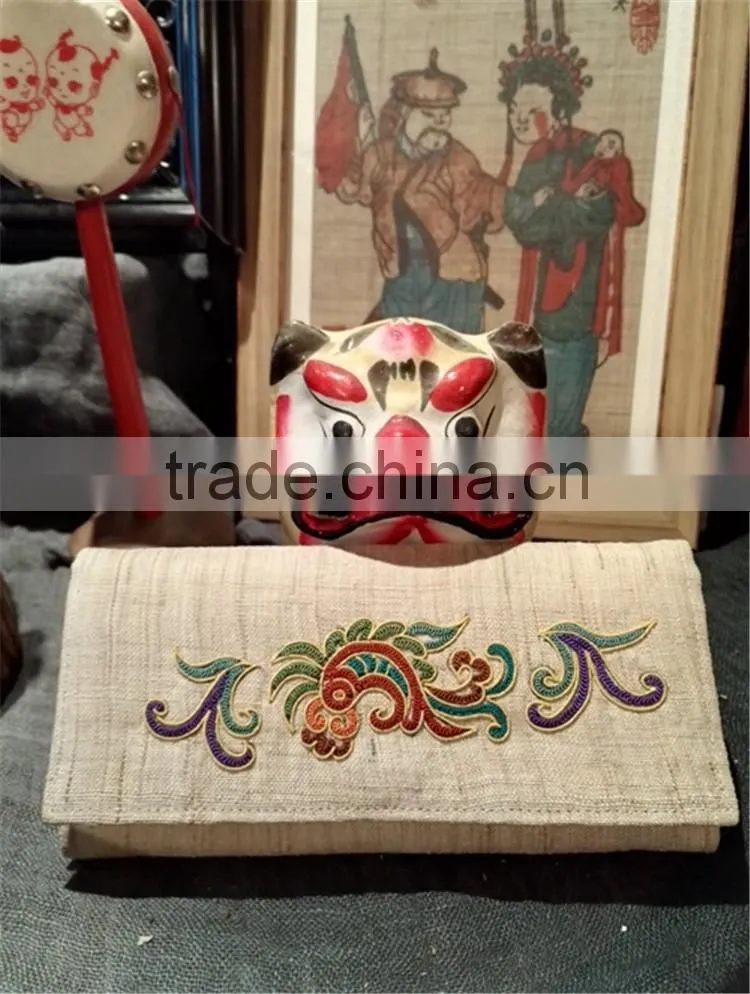 Ramie Fabric & horsetail-based embroidery lady Wallet