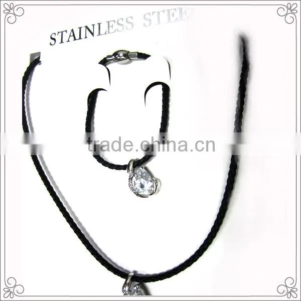 Steel Clasp Bridal Crystal Jewelry Set With Genuine Leather