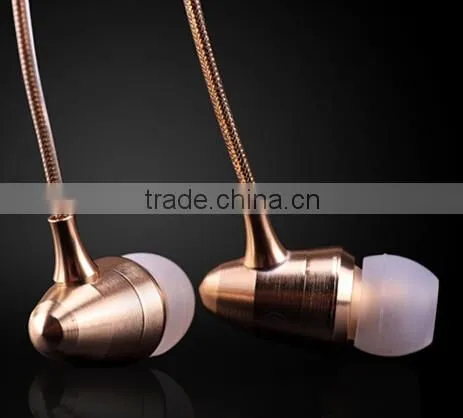 colorful metal earphone with microphone