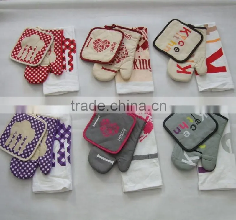 economic cotton fabric towel set cook design kitchen textile set gloves for couples