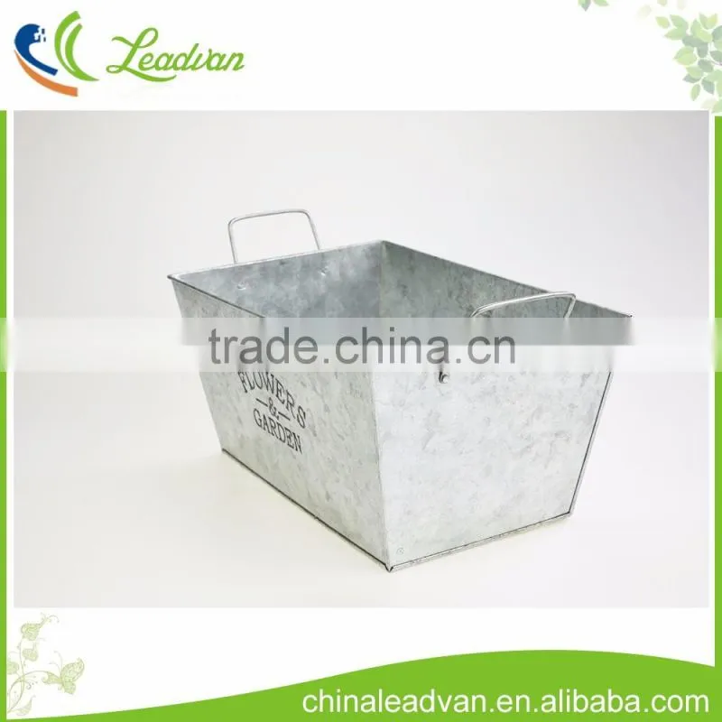 2017 new design garden & home decorate hot sale square metal iron hanging long flower pot