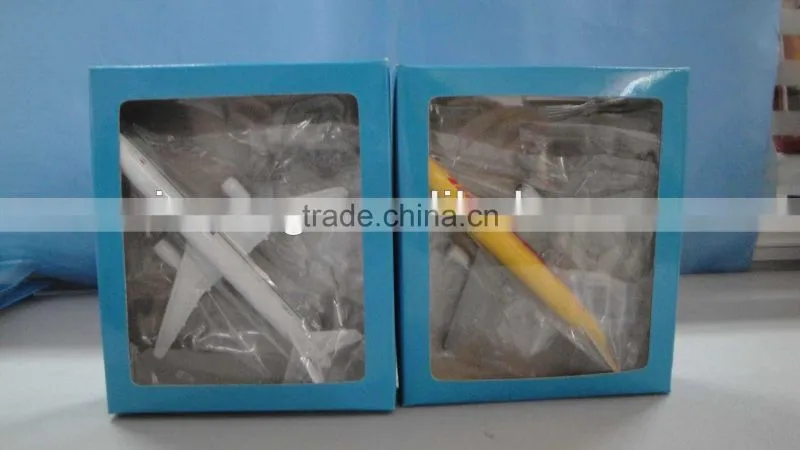 Metal B737-300 Four Circular airplane model for gifts