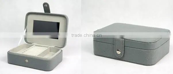 Elegant Felt Jewelry Box For Rings Necklace With Mirror